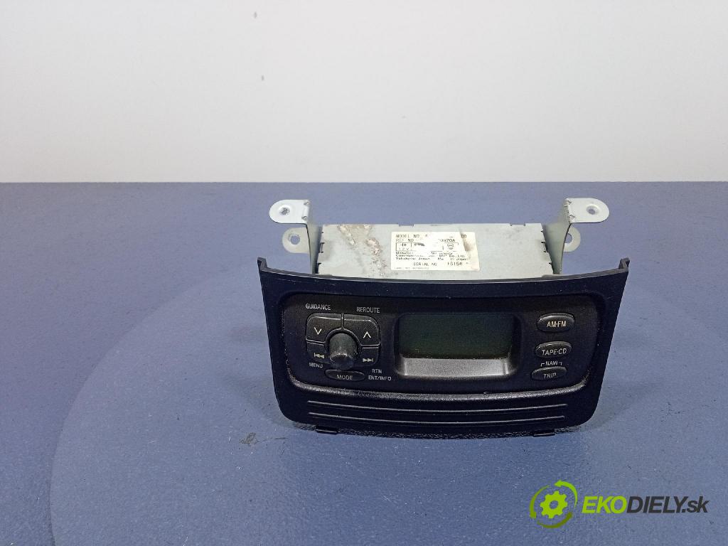 Toyota Yaris ve 2000 Radio I Navigácia: