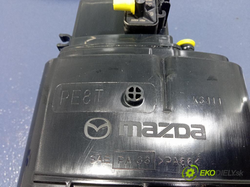 Mazda 3 2015 Nádrž: Uhlík: Aktívny: