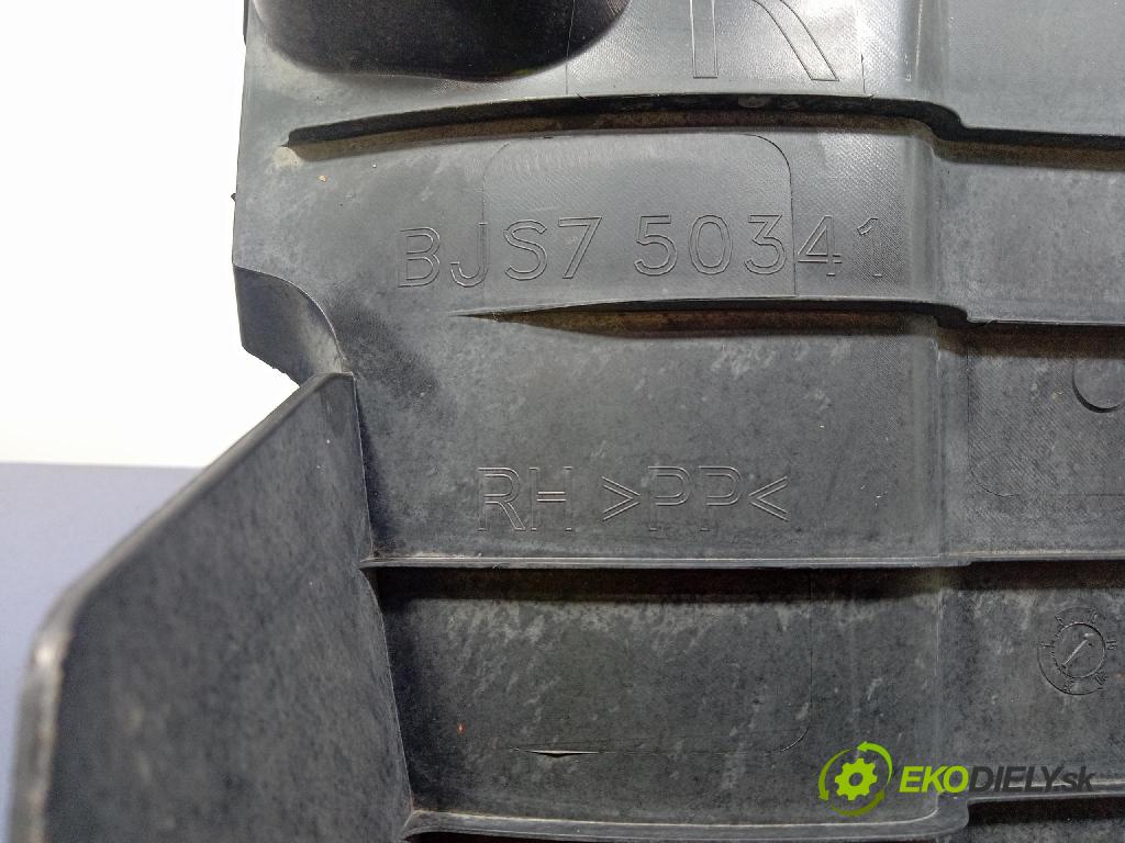 Mazda 3 2015 Blatník: plastický: zad BJS750341