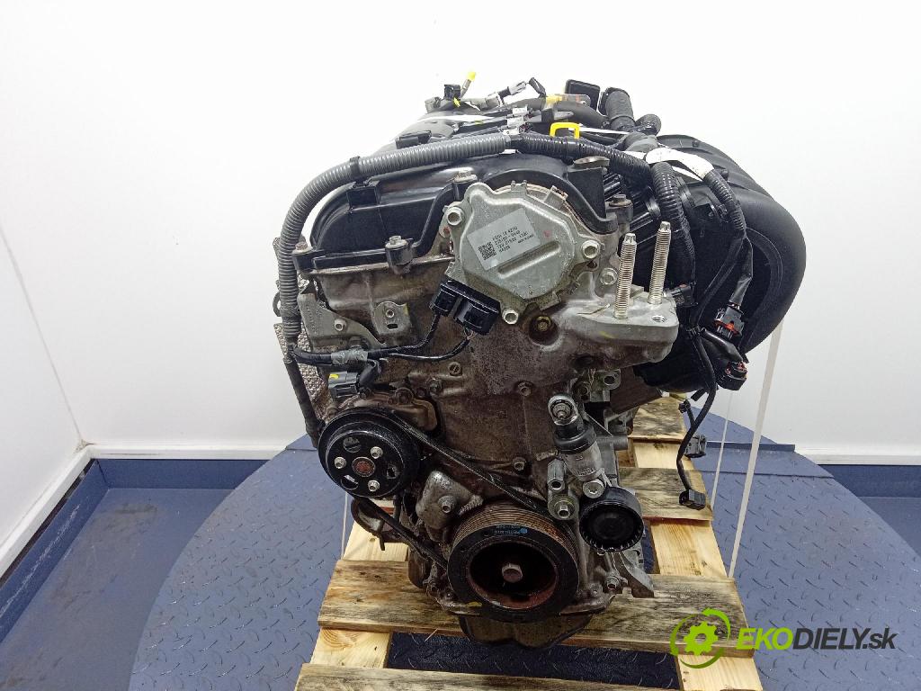 Mazda 3 2015 motor Benzín: PE40