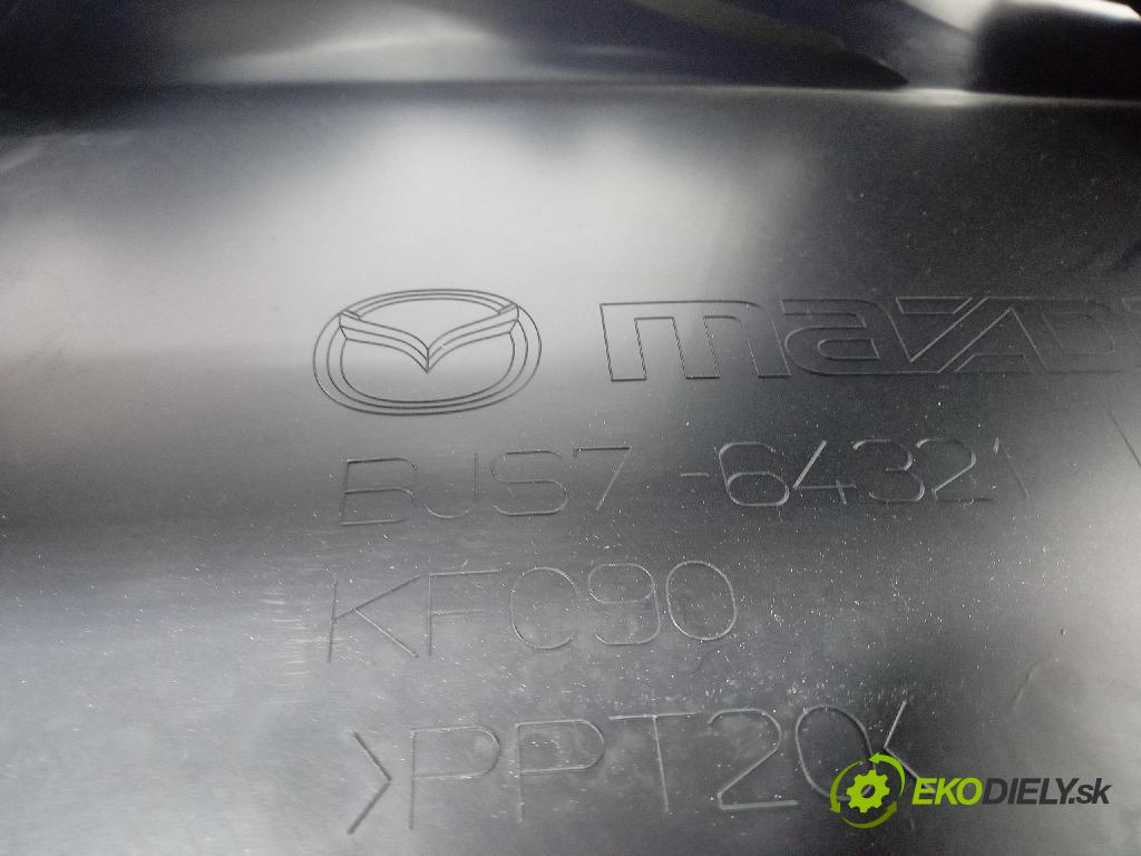 Mazda 3 2015 tunel Stredný: