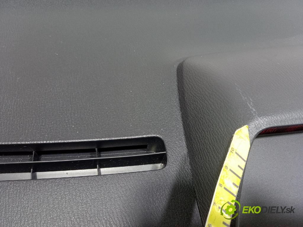Mazda 3 2015 pláto kufr BJS7-683A0