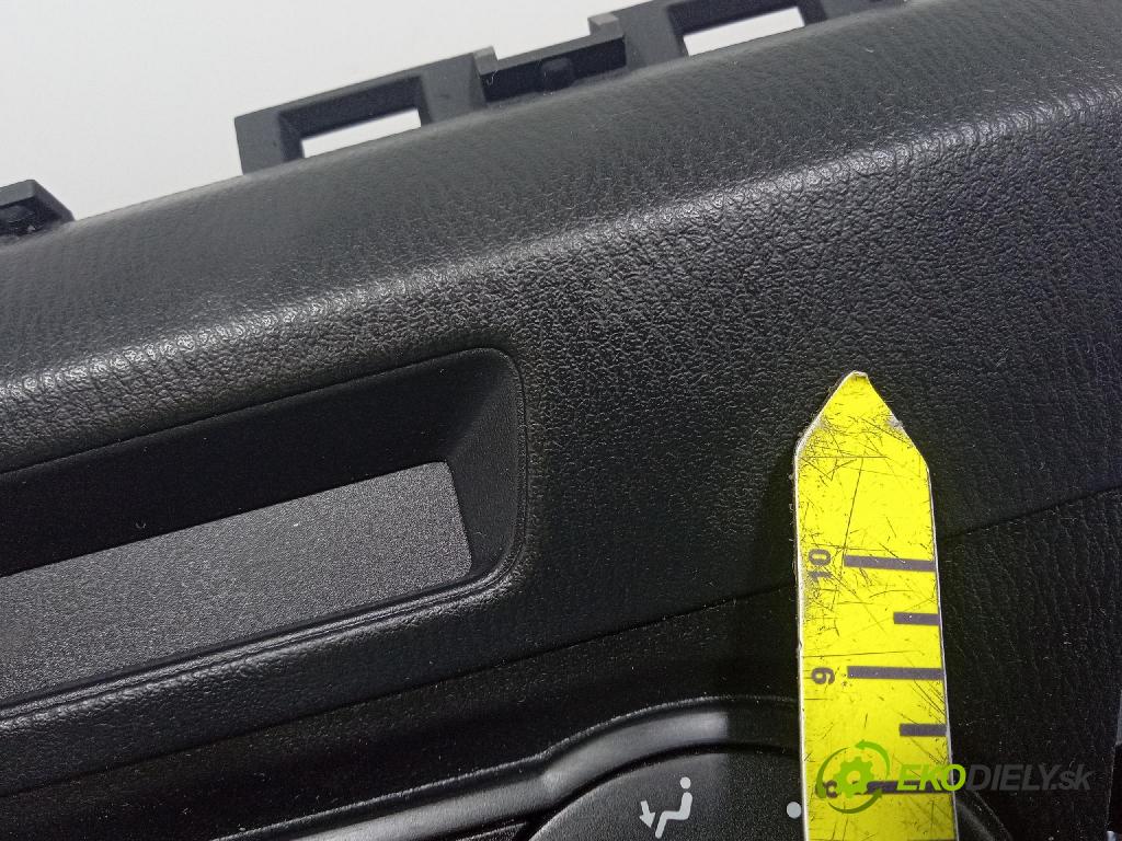 Mazda 3 2015 prepínač Klimatizácia: Prúd vzduchu: BJS761190A