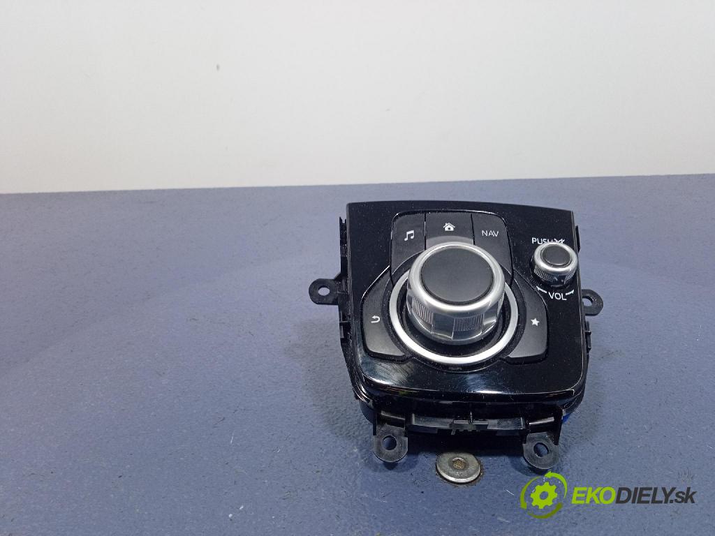 Mazda 3 2015 prepínač BHN166CM0