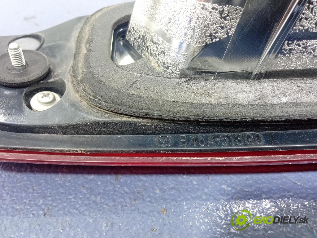 Mazda 3 2015 svetlo / reflektor zad ľavá Vnútri: B45A-513G0