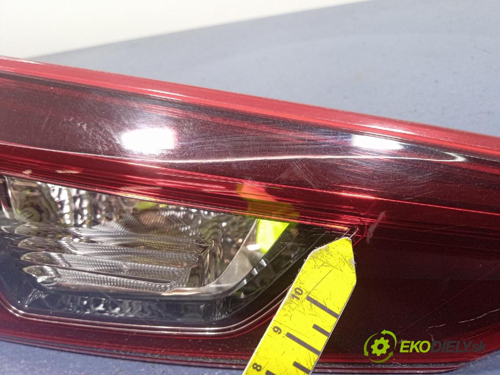 Mazda 3 2015 svetlo / reflektor zad ľavá Vnútri: B45A-513G0