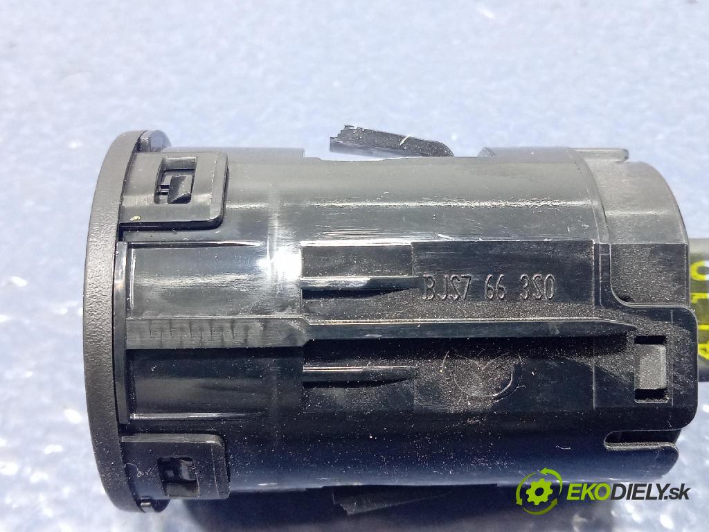 Mazda 3 2015 prepínač Start/Stop BJS7663S0