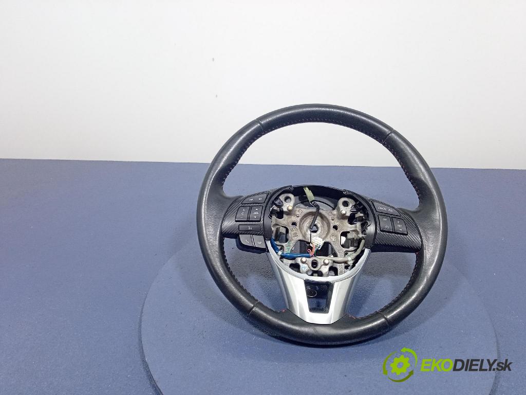 Mazda 3 2015 volant