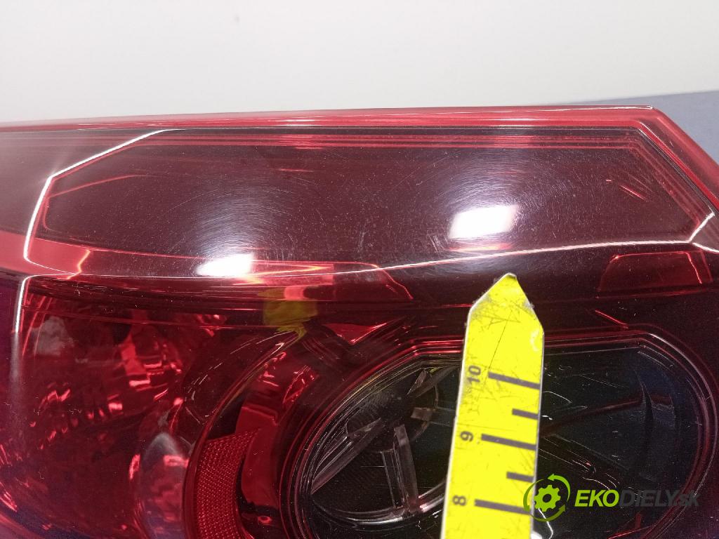 Mazda 3 2015 svetlo / reflektor zad ľavá Vonkajsia: BHN1-51160