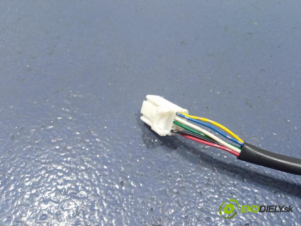 Mazda 3 2015 lišta Dekoratívne: BLD8-64341