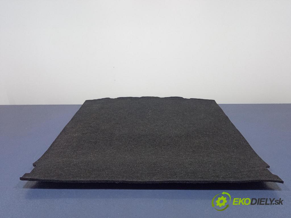 Mazda 3 2015 koberec do auta BJS86881X