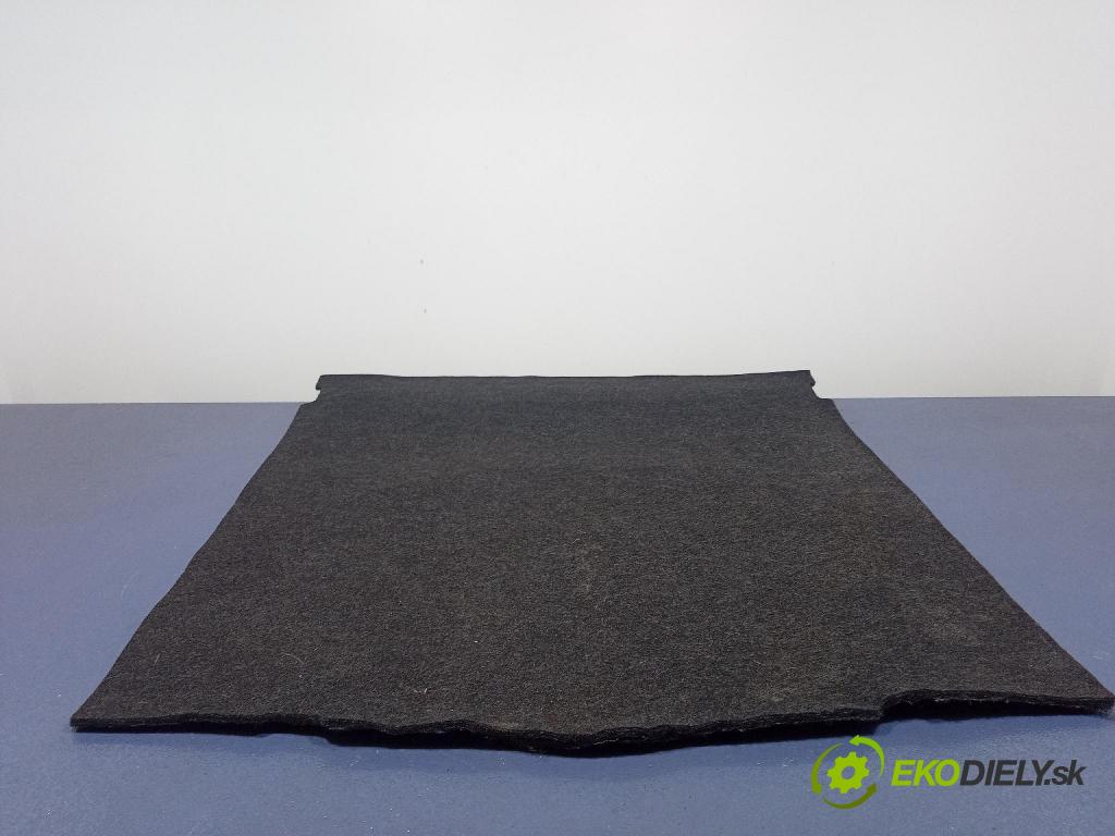 Mazda 3 2015 koberec do auta BJS86881X