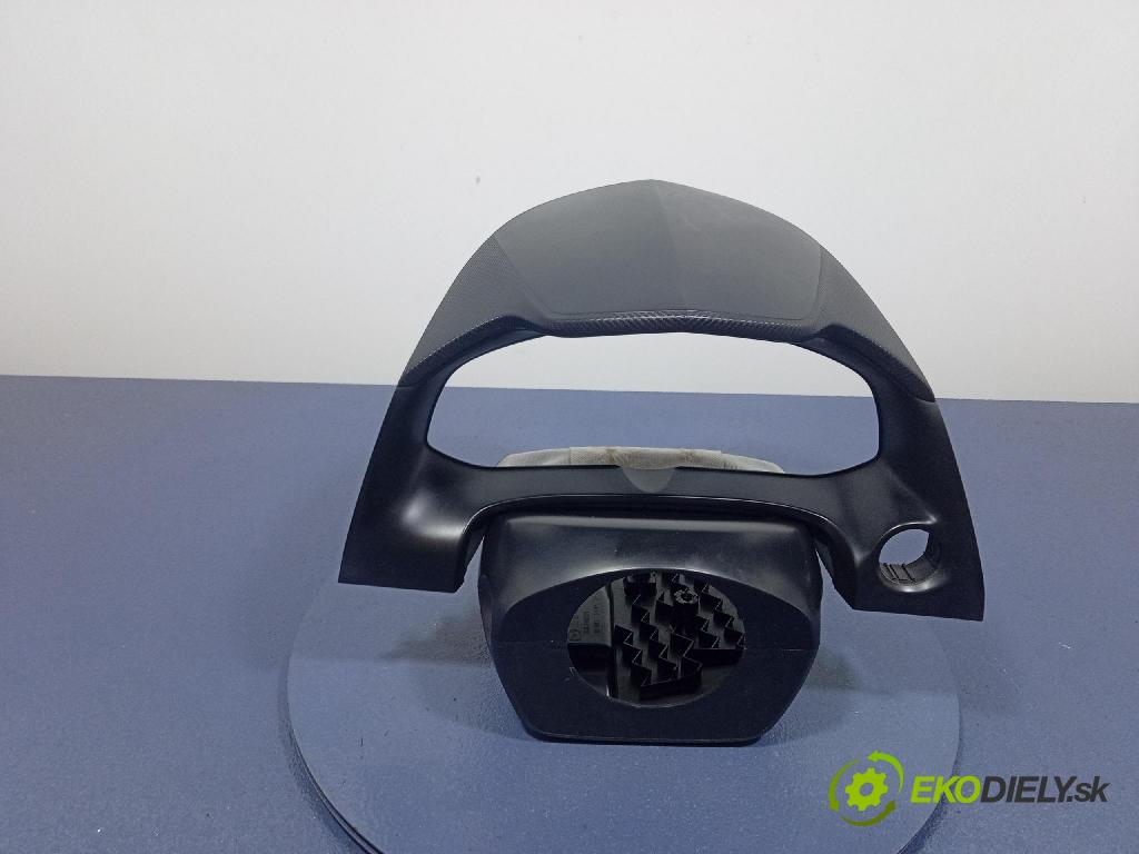 Mazda 3 2015 kryt Plast: Interiéry: BJS755421