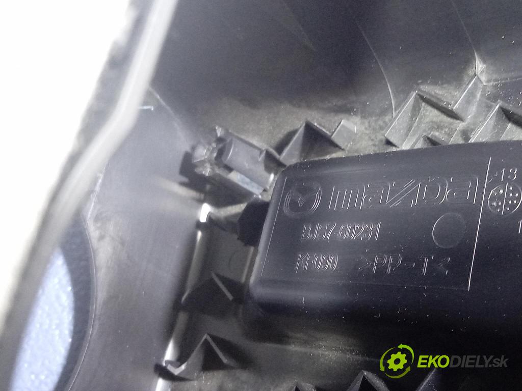 Mazda 3 2015 kryt Plast: Interiéry: BJS755421