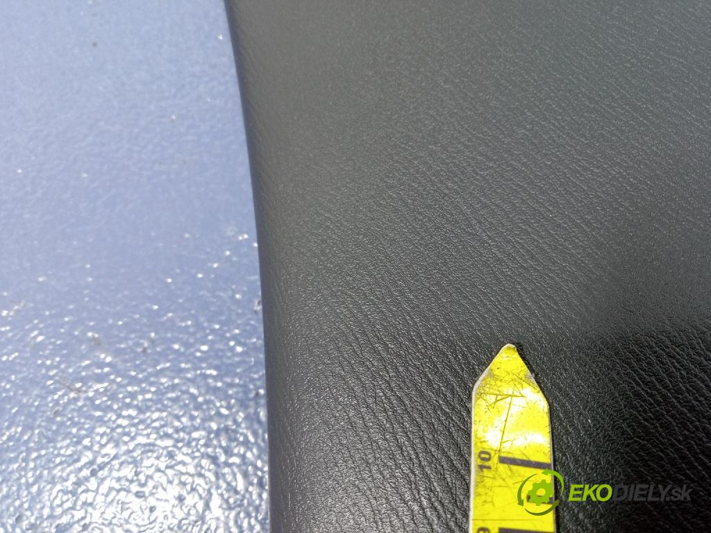 Mazda 3 2015 kryt Plast: Interiéry: BJS7-68220