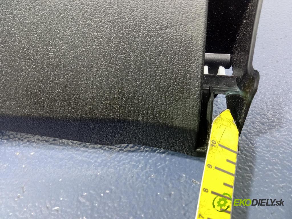 Mazda 3 2015 kryt Plast: Interiéry: BJS764281