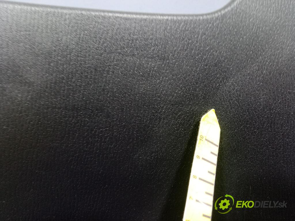 Mazda 3 2015 kryt Plast: Interiéry: BJS764281