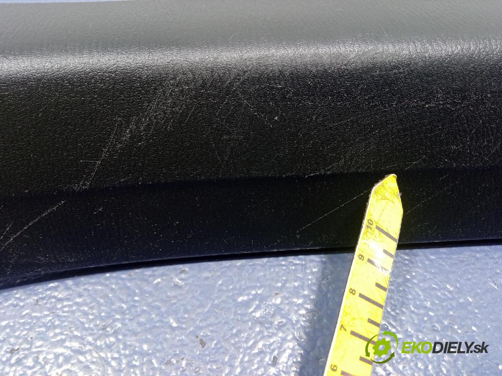 Mazda 3 2015 kryt Plast: Interiéry: BJS7-68730