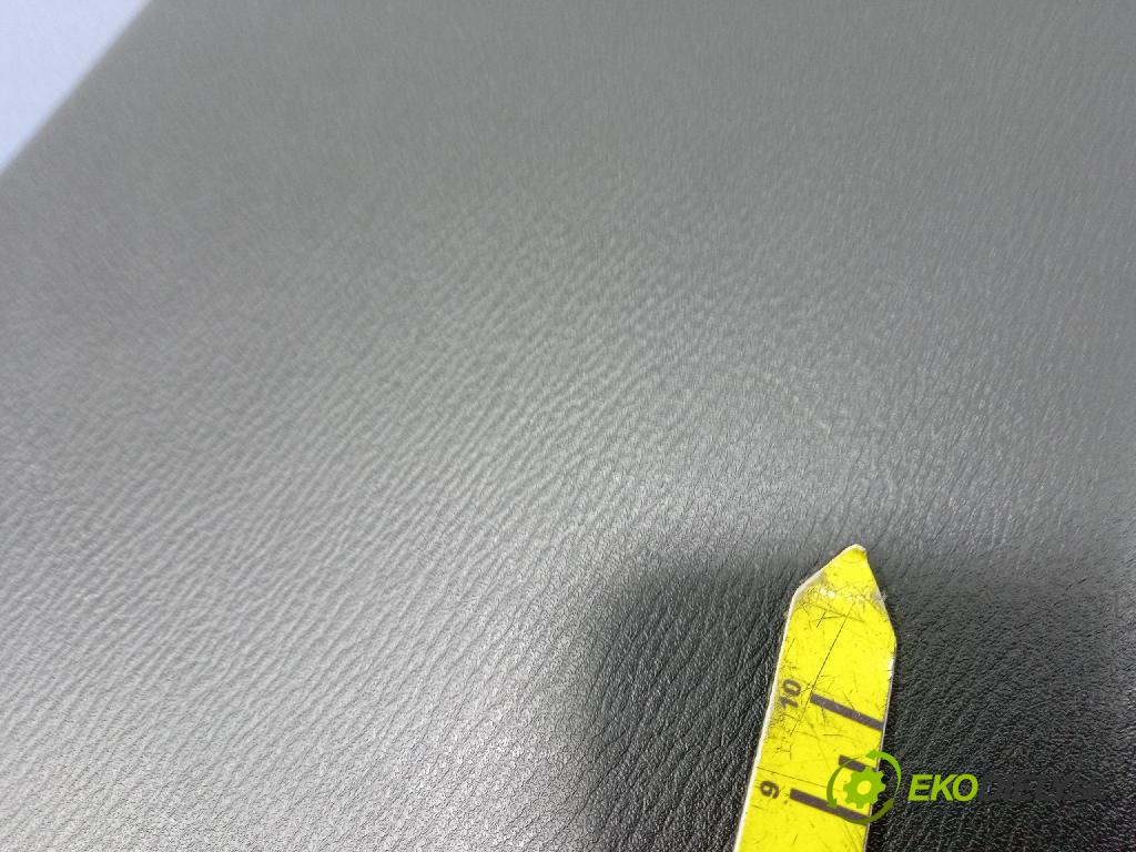 Mazda 3 2015 kryt Plast: Interiéry: BJS7-68230