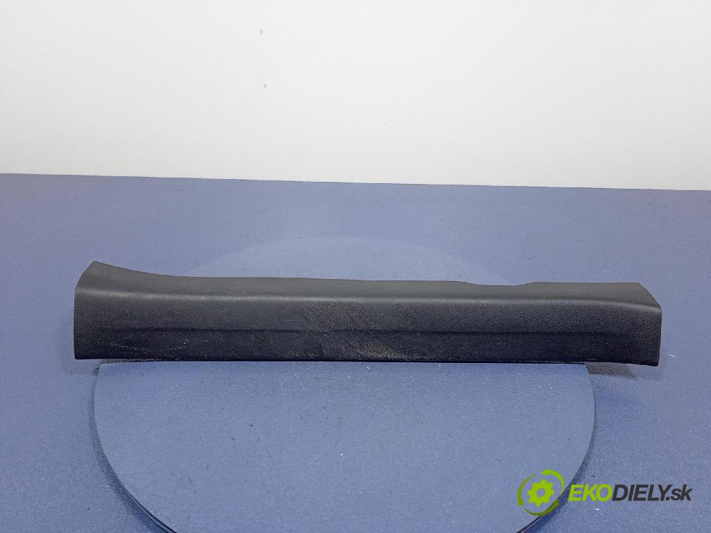 Mazda 3 2015 kryt Plast: Interiéry: BJS7-68720