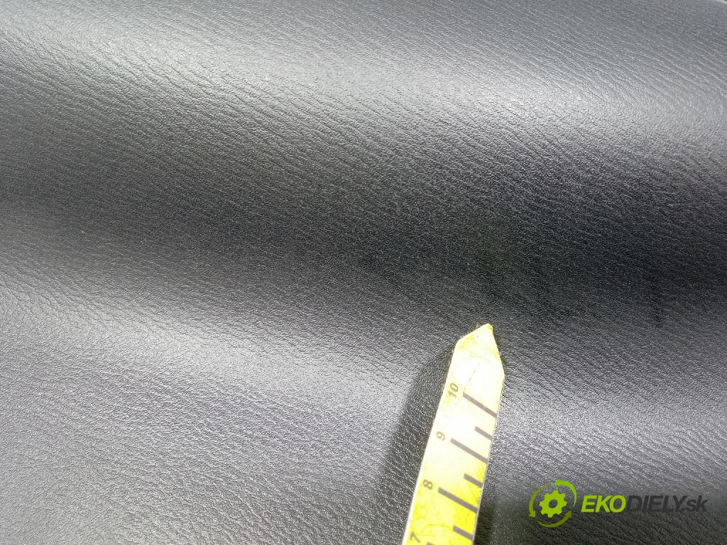Mazda 3 2015 kryt Plast: Interiéry: BJS768770