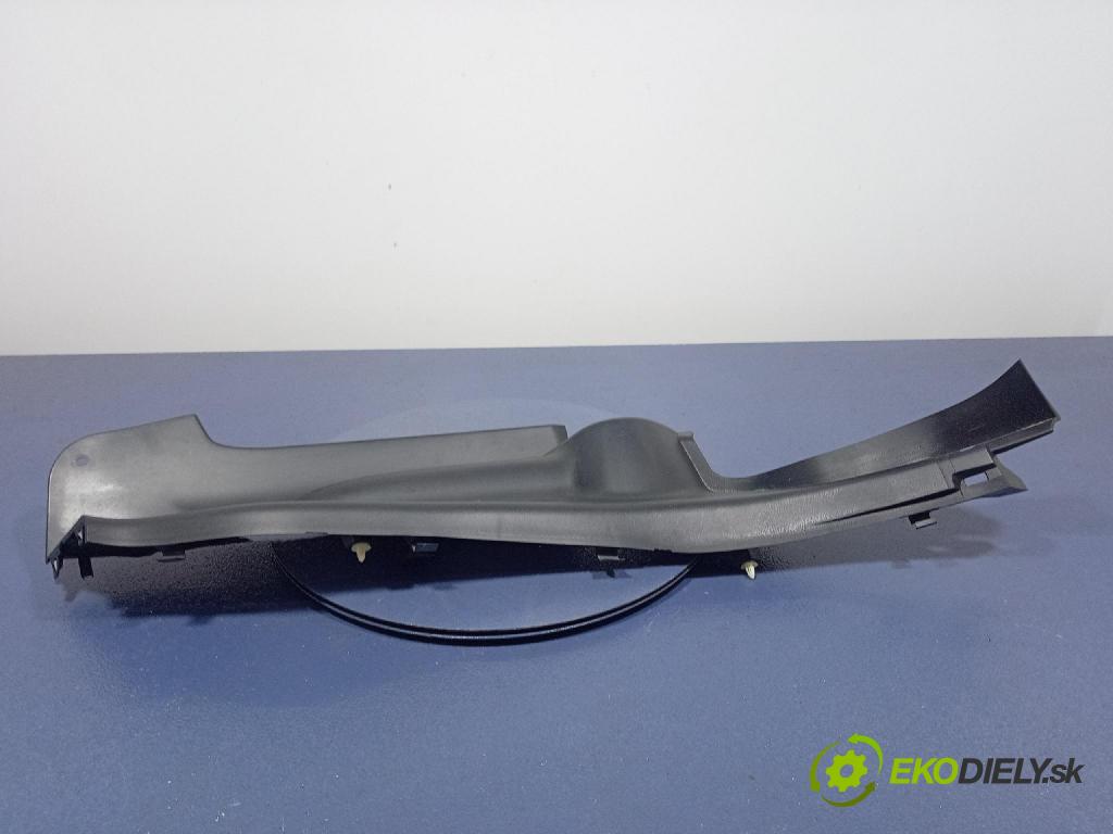 Mazda 3 2015 kryt Plast: Interiéry: BHN9-68760
