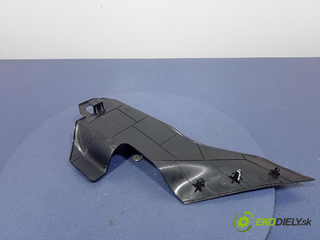 Mazda 3 2015 kryt Plast: Interiéry: BJS764241