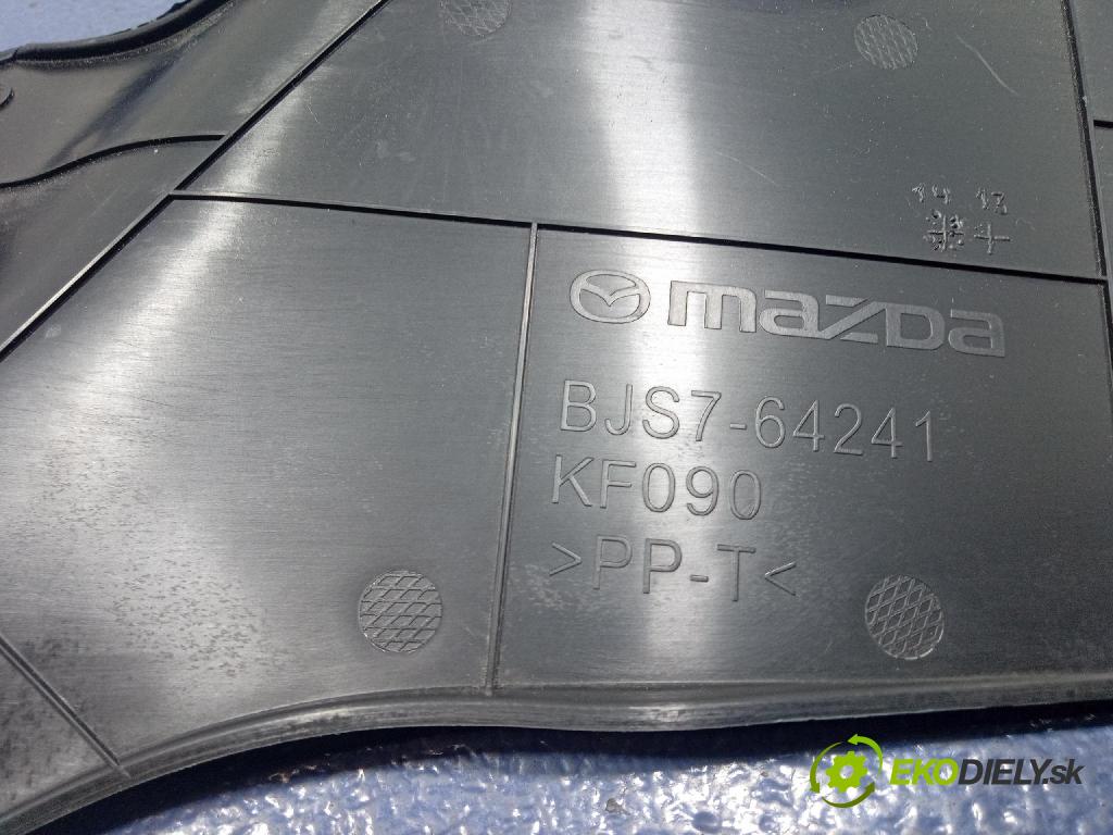 Mazda 3 2015 kryt Plast: Interiéry: BJS764241