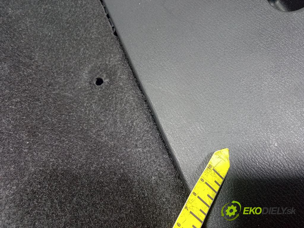 Mazda 3 2015 Čalounictví: kufra: BJS7688T0