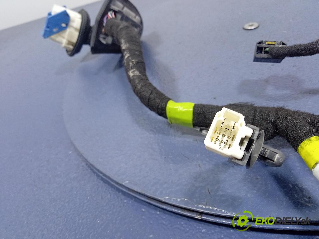 Mazda 3 2015 inštalácia Elektrický: BJ87-67-190