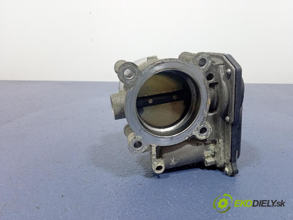 Mazda 3 2015 klapka PEAR13640
