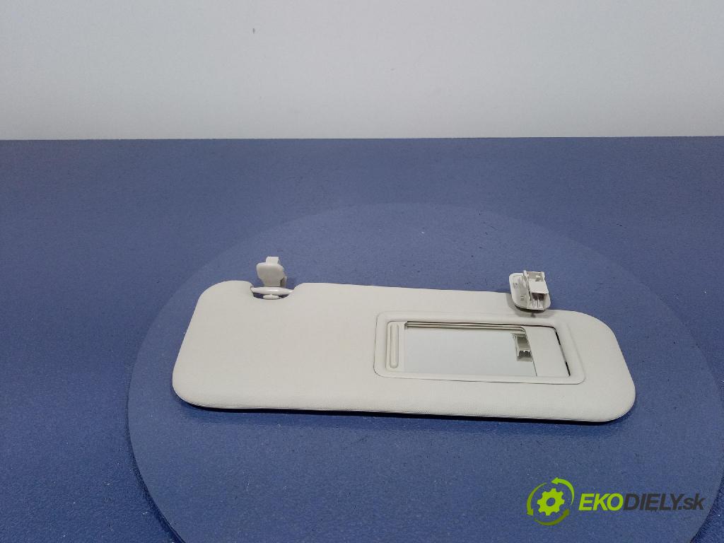 Mazda 3 2015 kryt slnečná clona