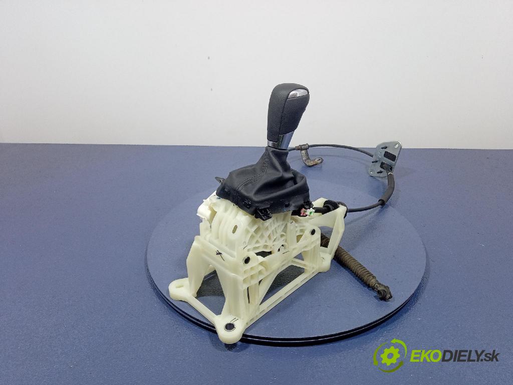 Mazda 3 2015 Páka: Zmeny: BJT1B