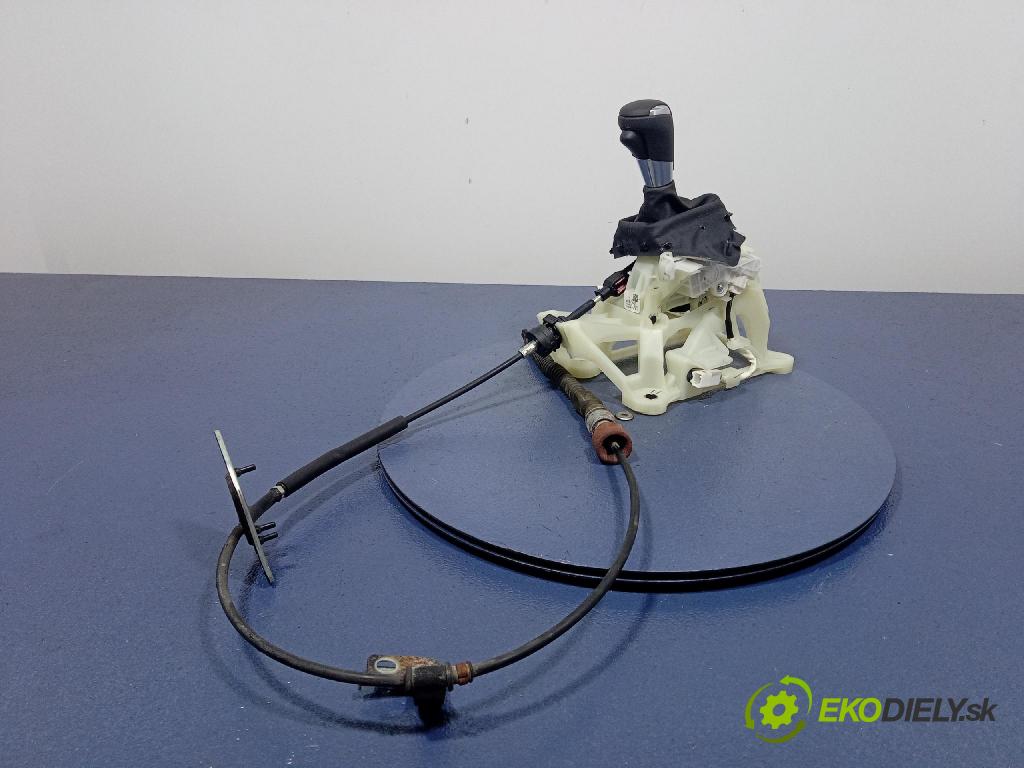 Mazda 3 2015 Páka: Zmeny: BJT1B