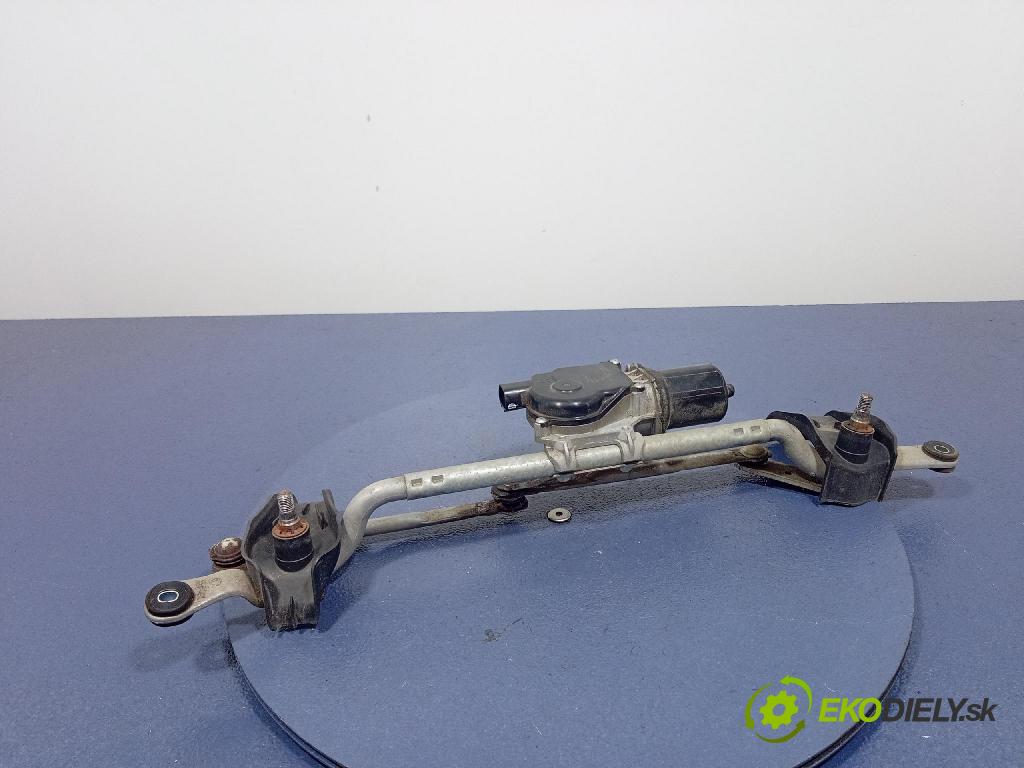 Mazda 3 2015 mechanizmus motor: Stierače: Predné