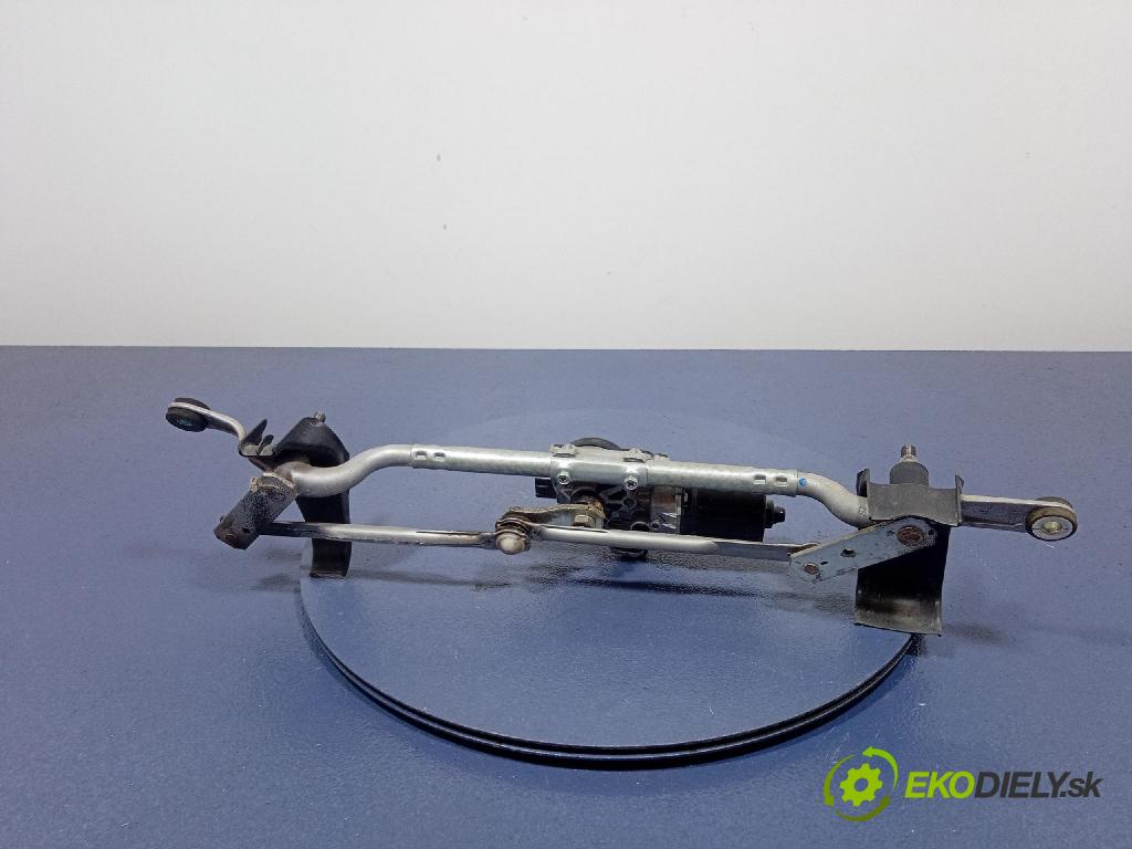 Mazda 3 2015 mechanizmus motor: Stierače: Predné