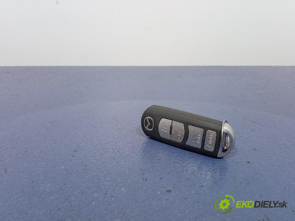 Mazda 3 2015 Spínač zapaľovania: SKE13D01
