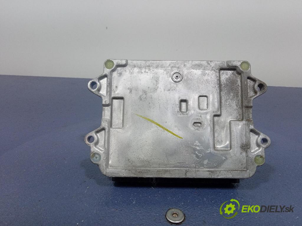 Mazda 3 2015 riadiaca jednotka Motor: PEDH18881