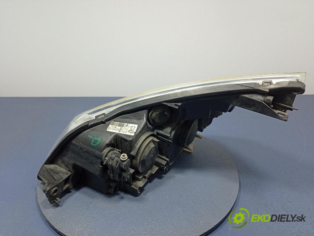 Renault Espace 2007 Reflektor: v pravo: 8200394704