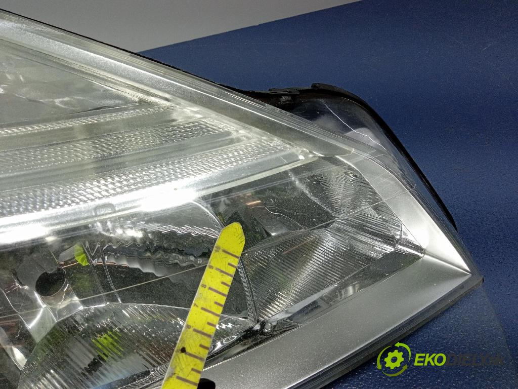 Renault Espace 2007 Reflektor: v pravo: 8200394704