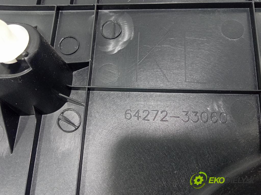 Toyota Camry 2020 kryt Plast: Interiéry: 64272-33060