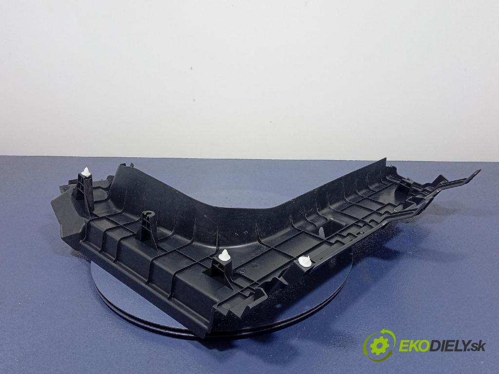 Toyota Camry 2020 kryt Plast: Interiéry: 64271-33120