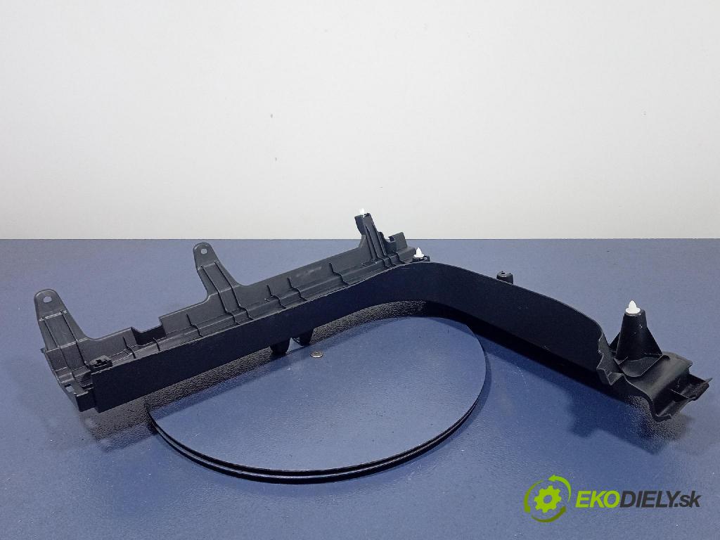 Toyota Camry 2020 kryt Plast: Interiéry: 64271-33120