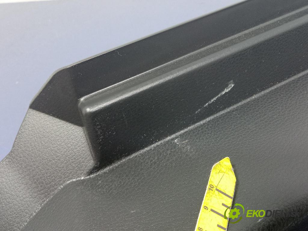 Toyota Camry 2020 kryt Plast: Interiéry: 64271-33120