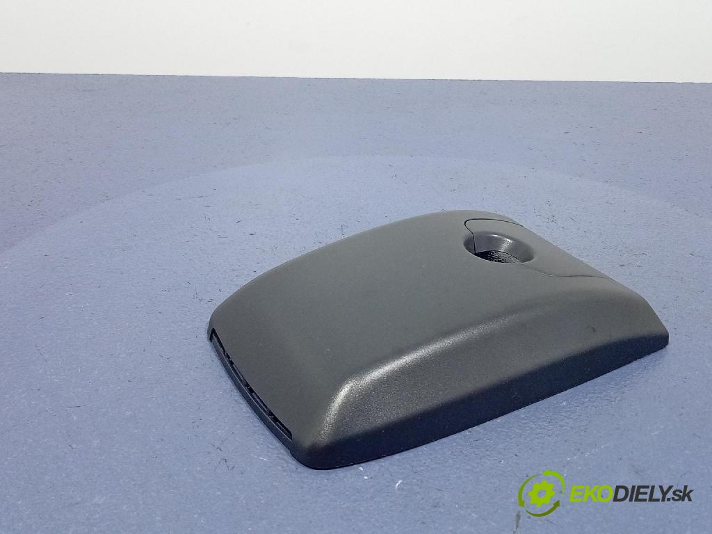 Toyota Camry 2020 kryt Plast: Interiéry: 86466-33060