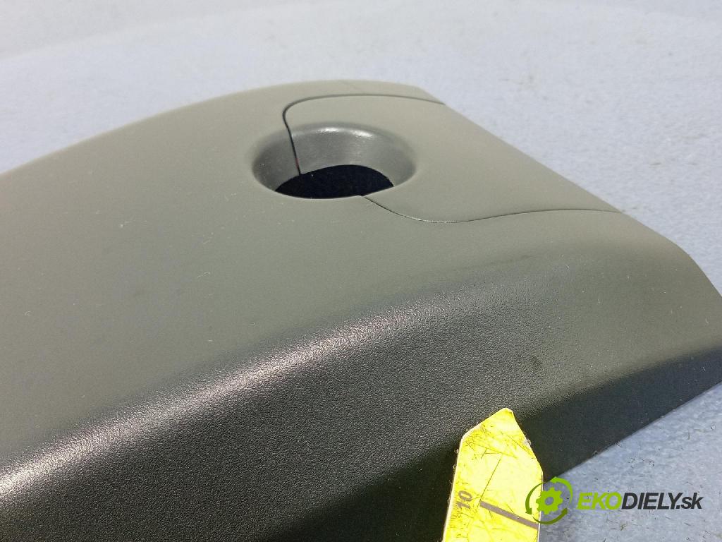 Toyota Camry 2020 kryt Plast: Interiéry: 86466-33060
