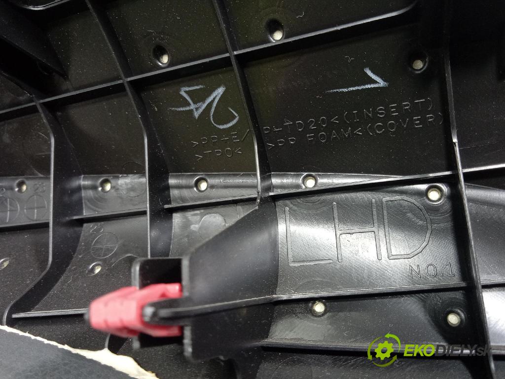 Toyota Camry 2020 kryt Plast: Interiéry: 55012-33050