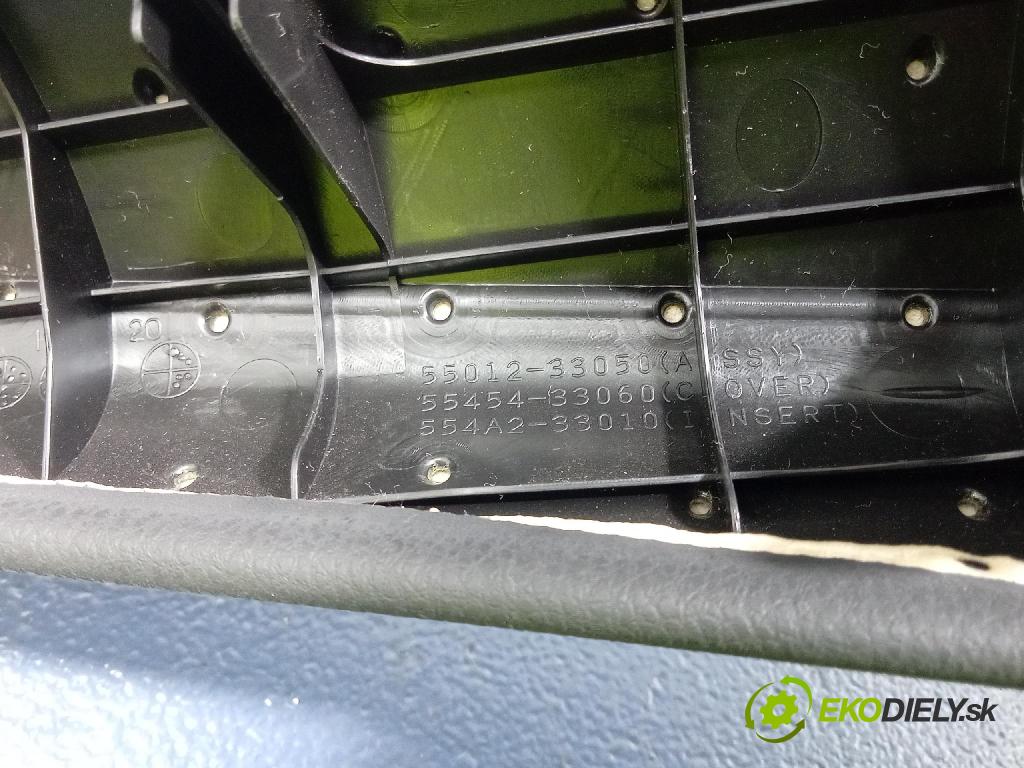 Toyota Camry 2020 kryt Plast: Interiéry: 55012-33050