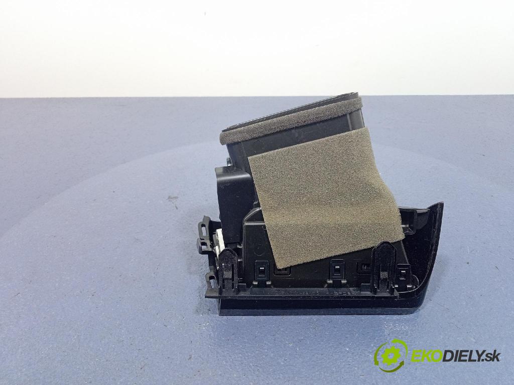 Toyota Camry 2020 GRIDS: Prúd vzduchu: Vzduch: 55650-33440