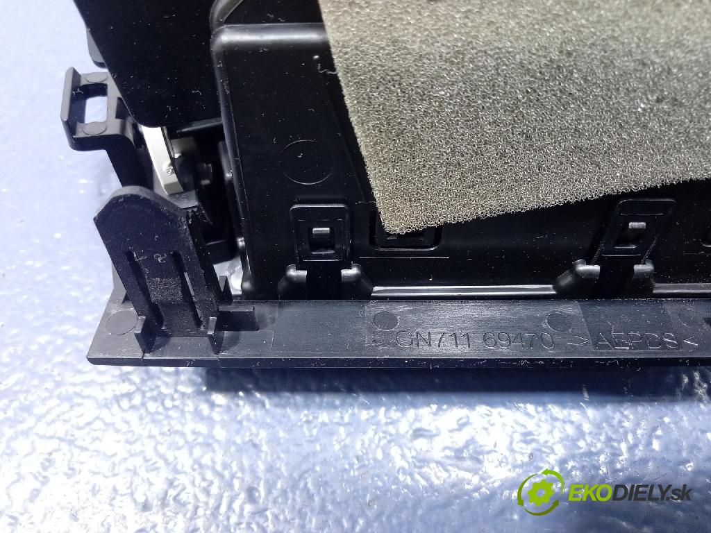 Toyota Camry 2020 GRIDS: Prúd vzduchu: Vzduch: 55650-33440